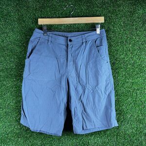 Lululemon Men's Plaid Nylon Blend Shorts Size 30 x 10 Inseam Gray